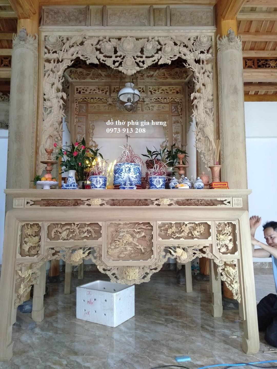 mẫu cửa võng đẹp nhà thờ